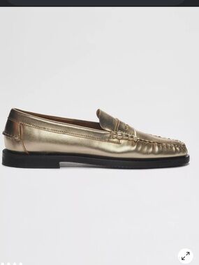 SEBAGO HAND-SEWN LEATHER GOLD LOAFERS